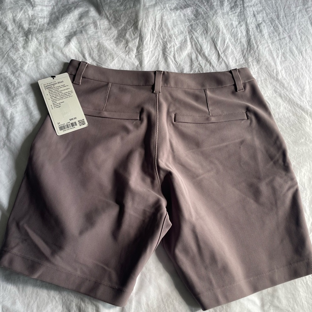 Lululemon purple commission short classic 7”